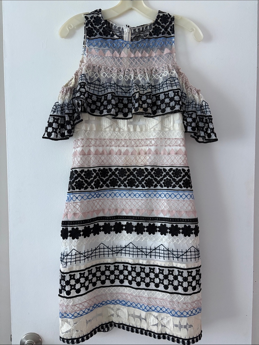 NWOT- Parker Cold-Shoulder Midi Dress in Black, Pink & Blue-😽
